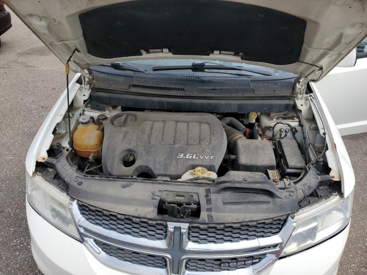 2011 DODGE JOURNEY