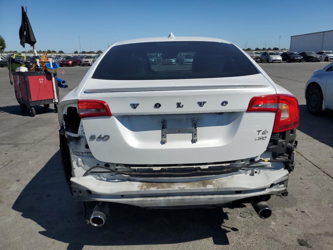 2016 VOLVO S60