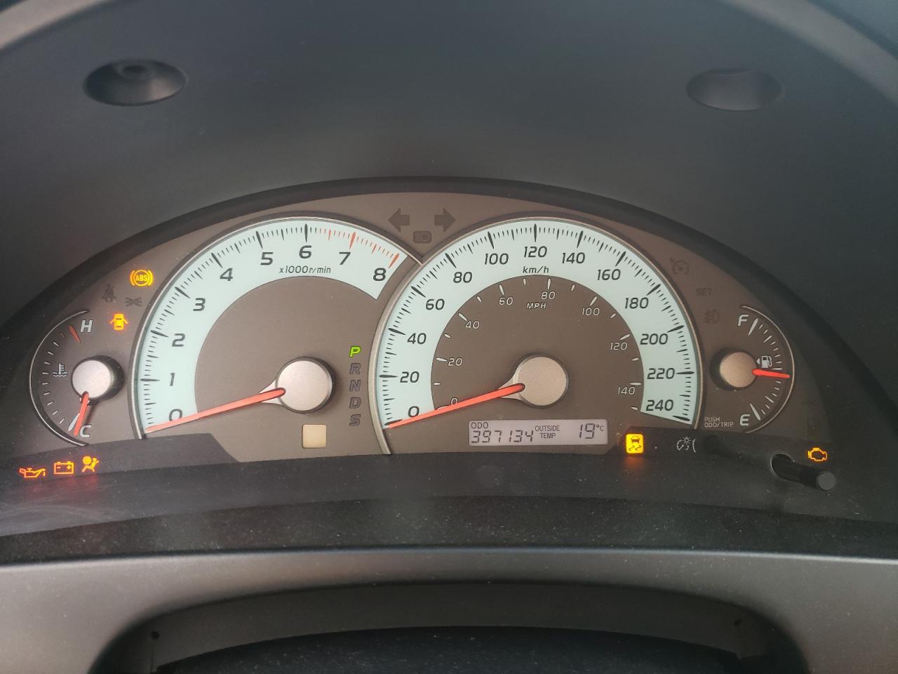 2010 TOYOTA CAMRY