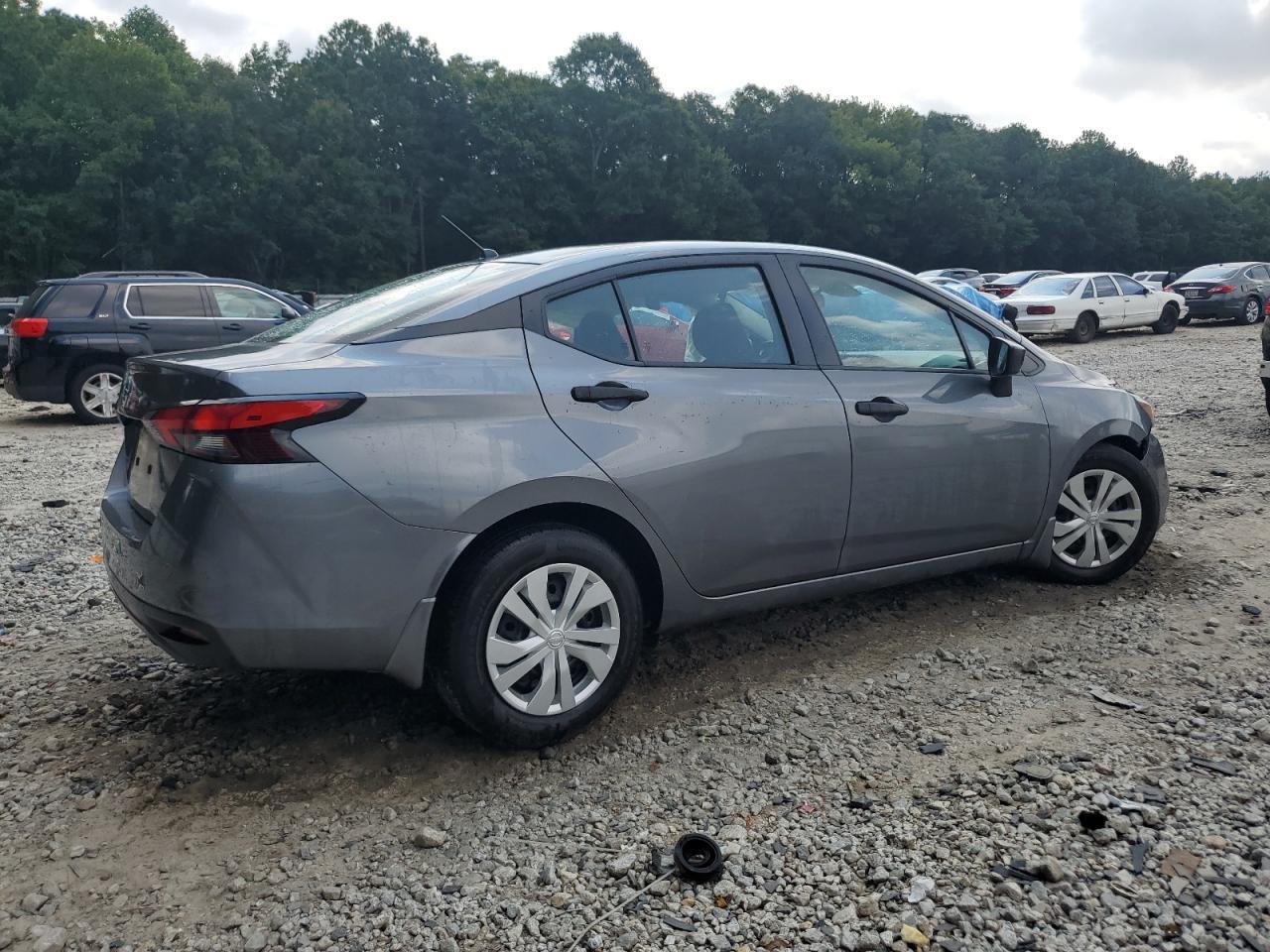 2020 NISSAN VERSA