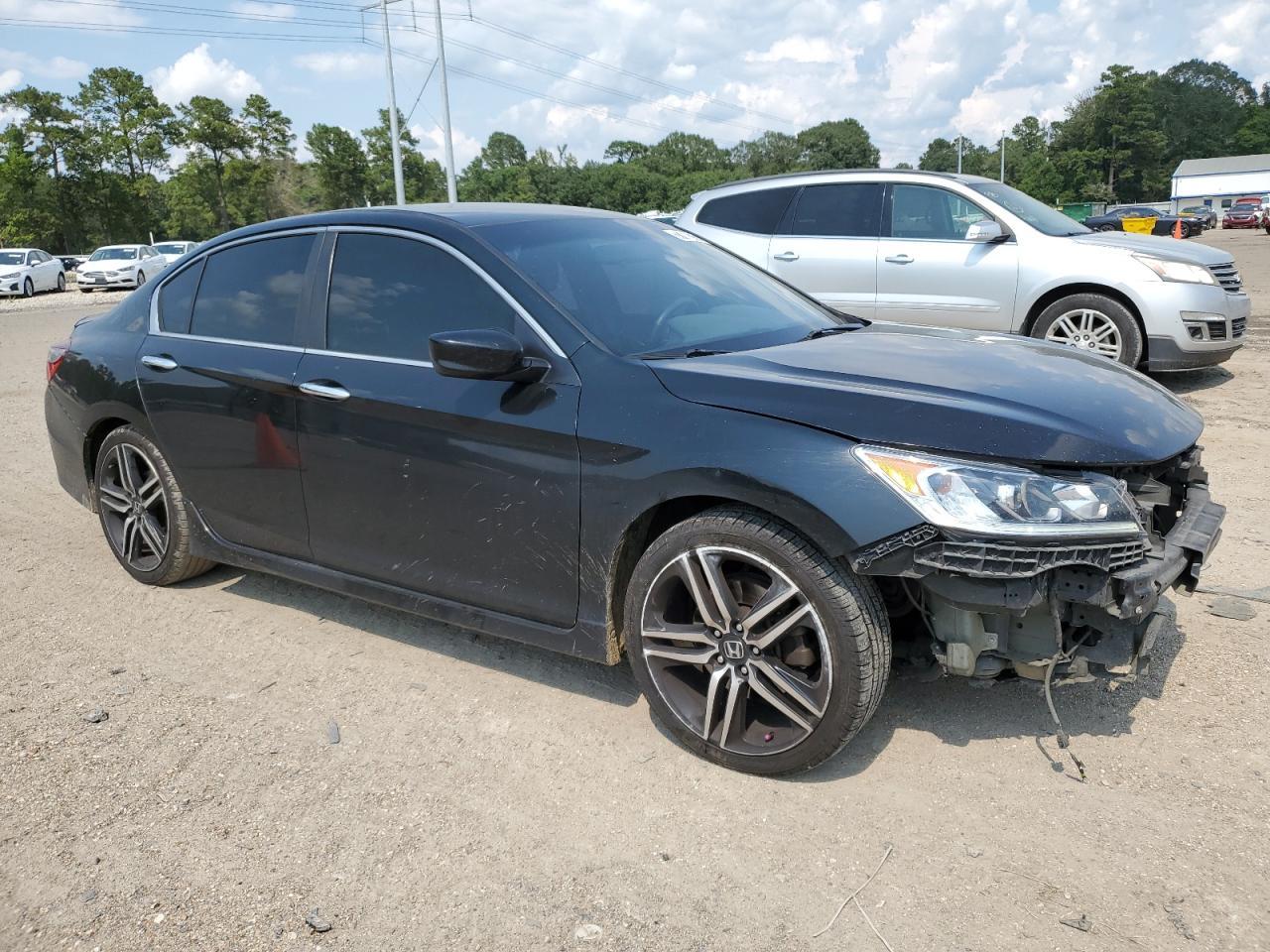 2017 HONDA ACCORD