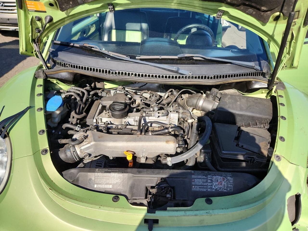 2003 VOLKSWAGEN Beetle