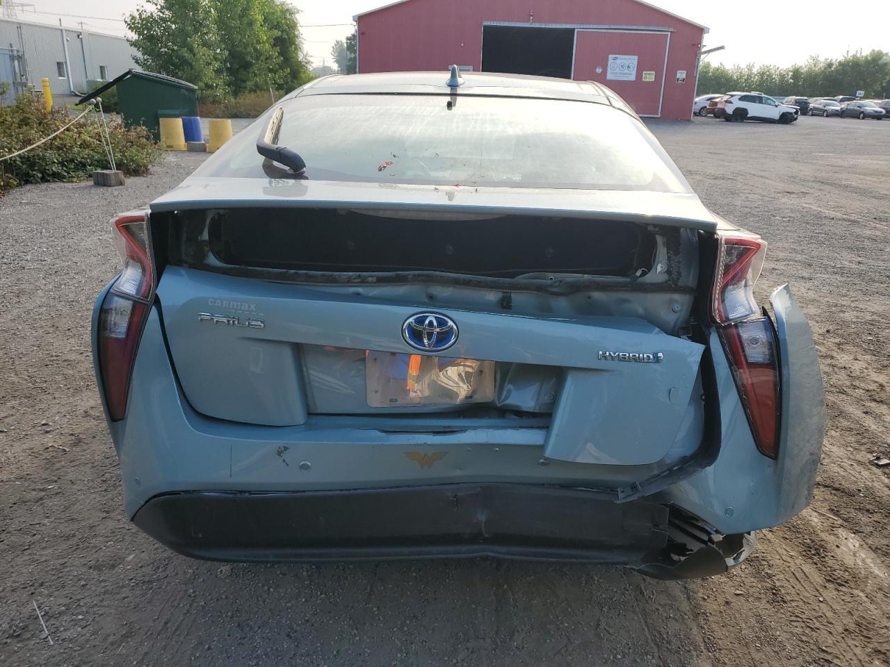 2017 TOYOTA PRIUS