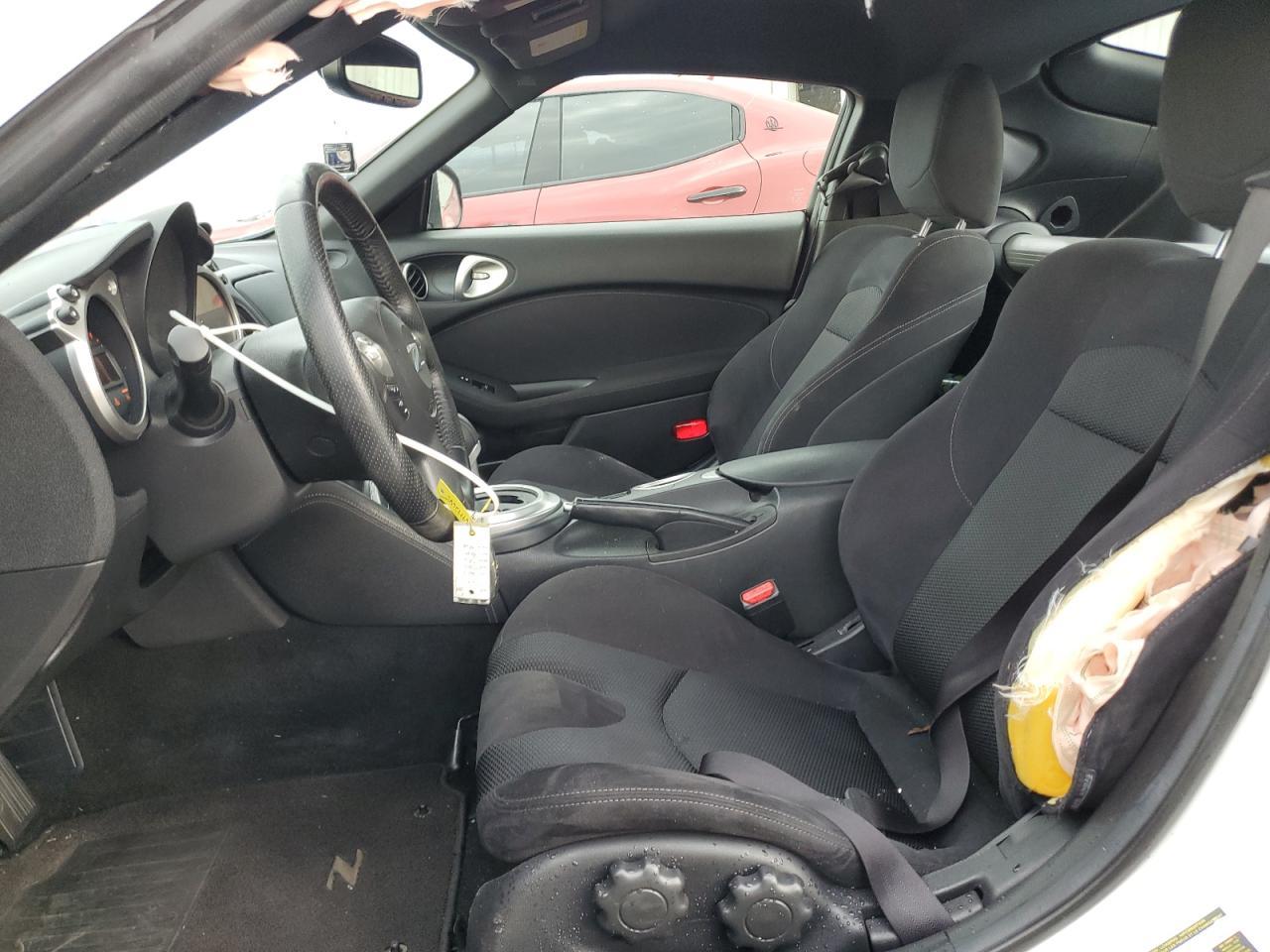 2017 NISSAN 370Z