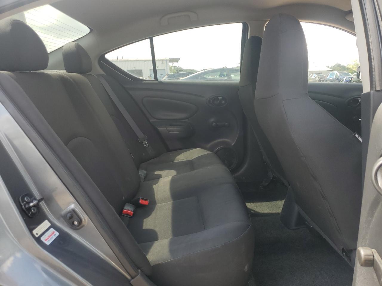 2016 NISSAN VERSA
