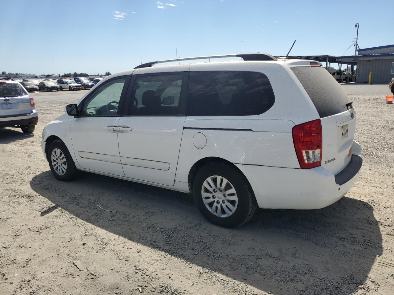 2011 KIA SEDONA