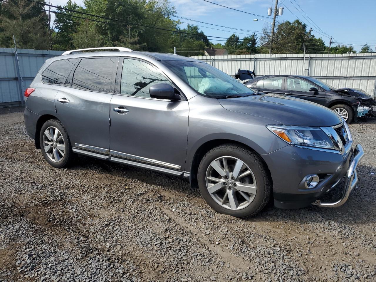 2016 NISSAN PATHFINDER