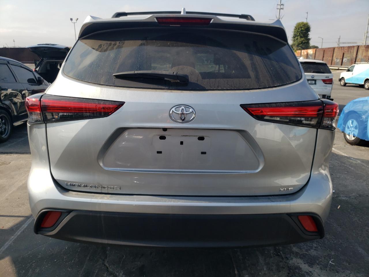 2021 TOYOTA HIGHLANDER