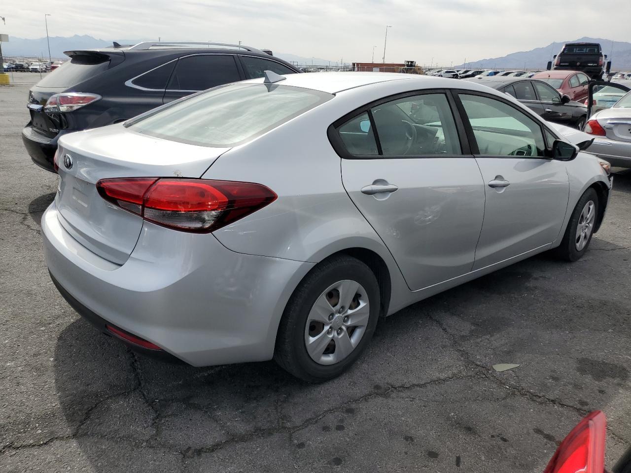 2018 KIA FORTE