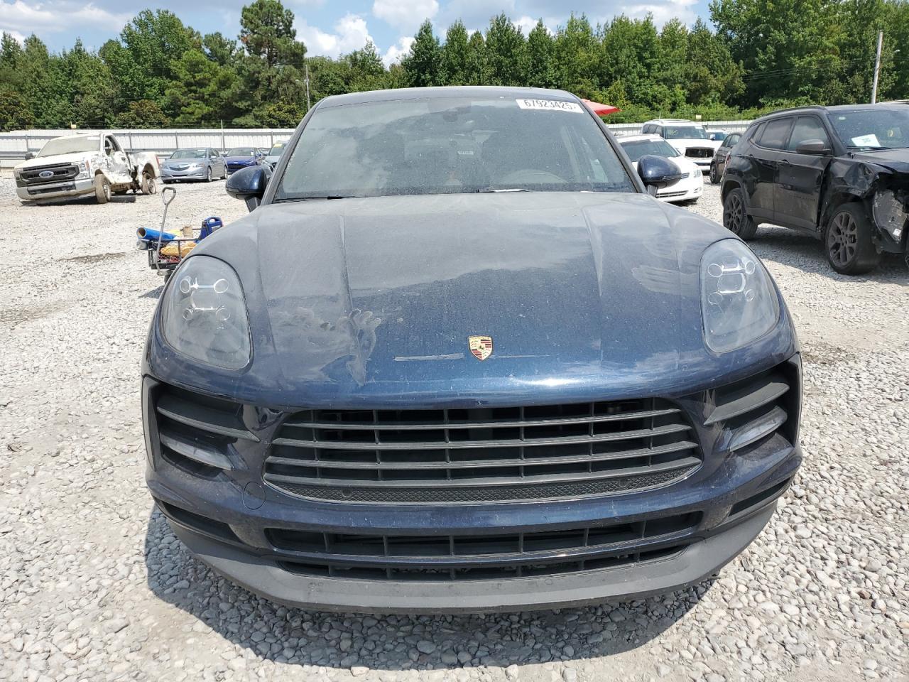 2019 PORSCHE Macan