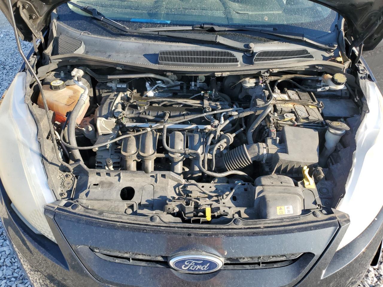 2013 FORD Fiesta