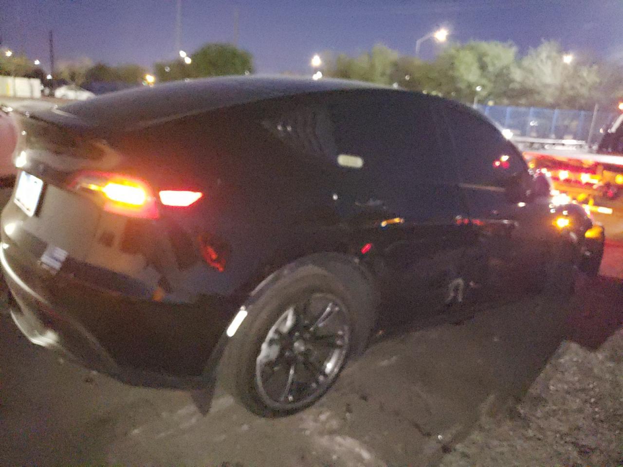2025 TESLA MODEL Y