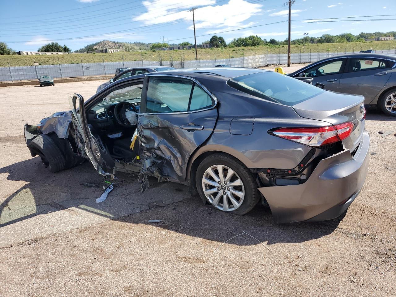 2018 TOYOTA CAMRY