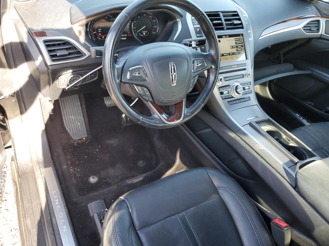 2017 LINCOLN MKZ