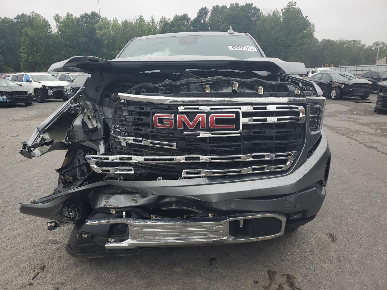 2023 GMC Sierra