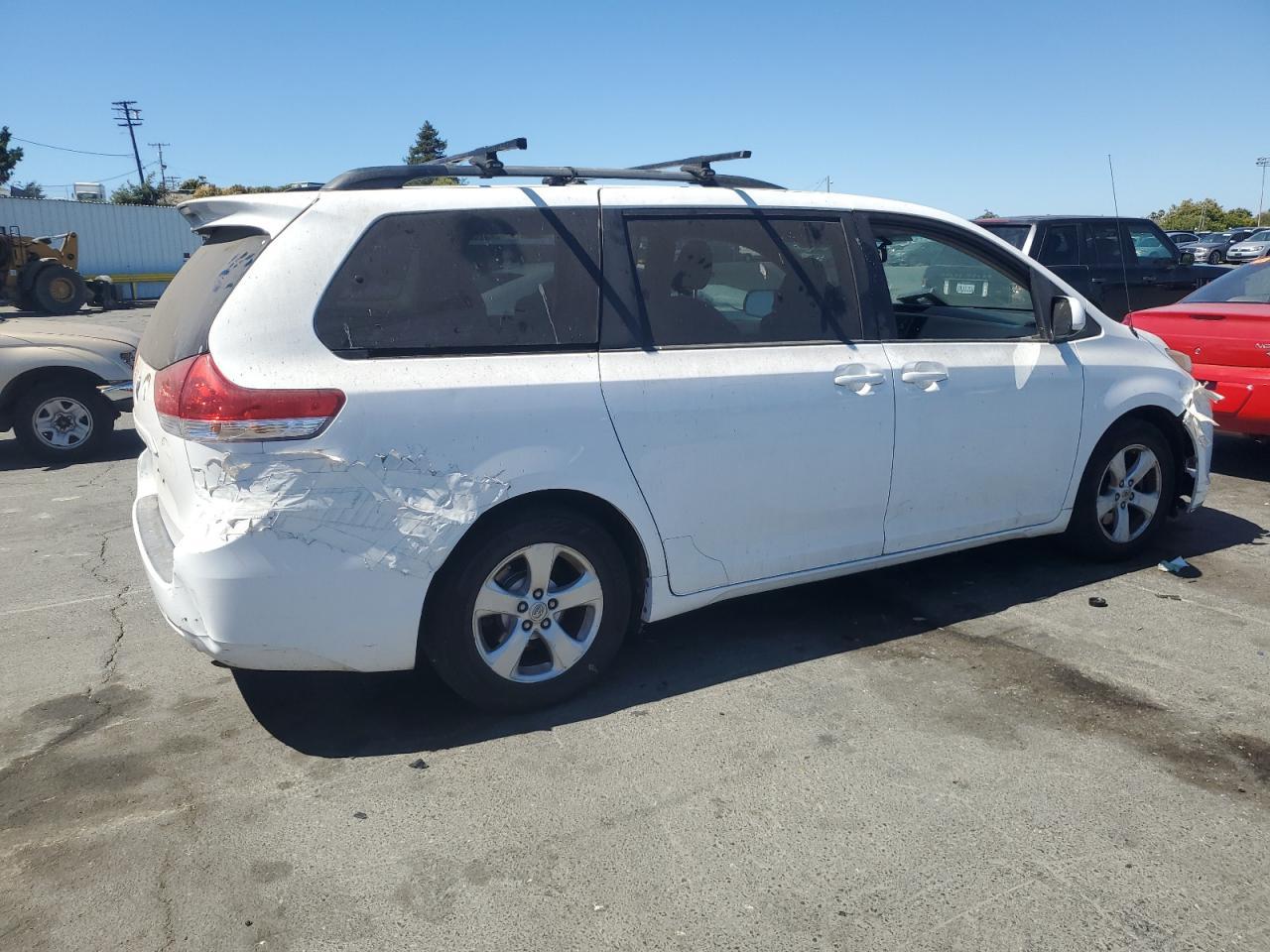 2013 TOYOTA SIENNA