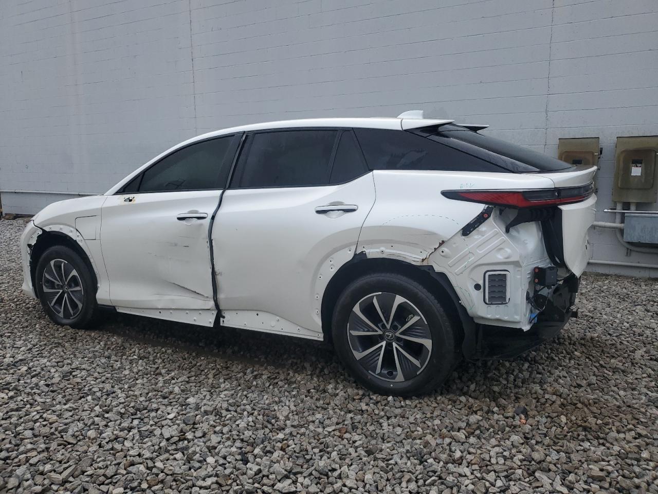2024 LEXUS Rz 450e