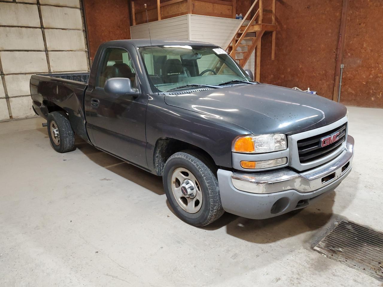2004 GMC Sierra
