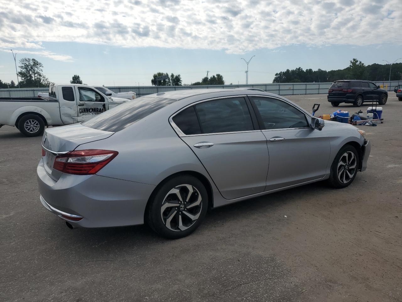 2016 HONDA ACCORD