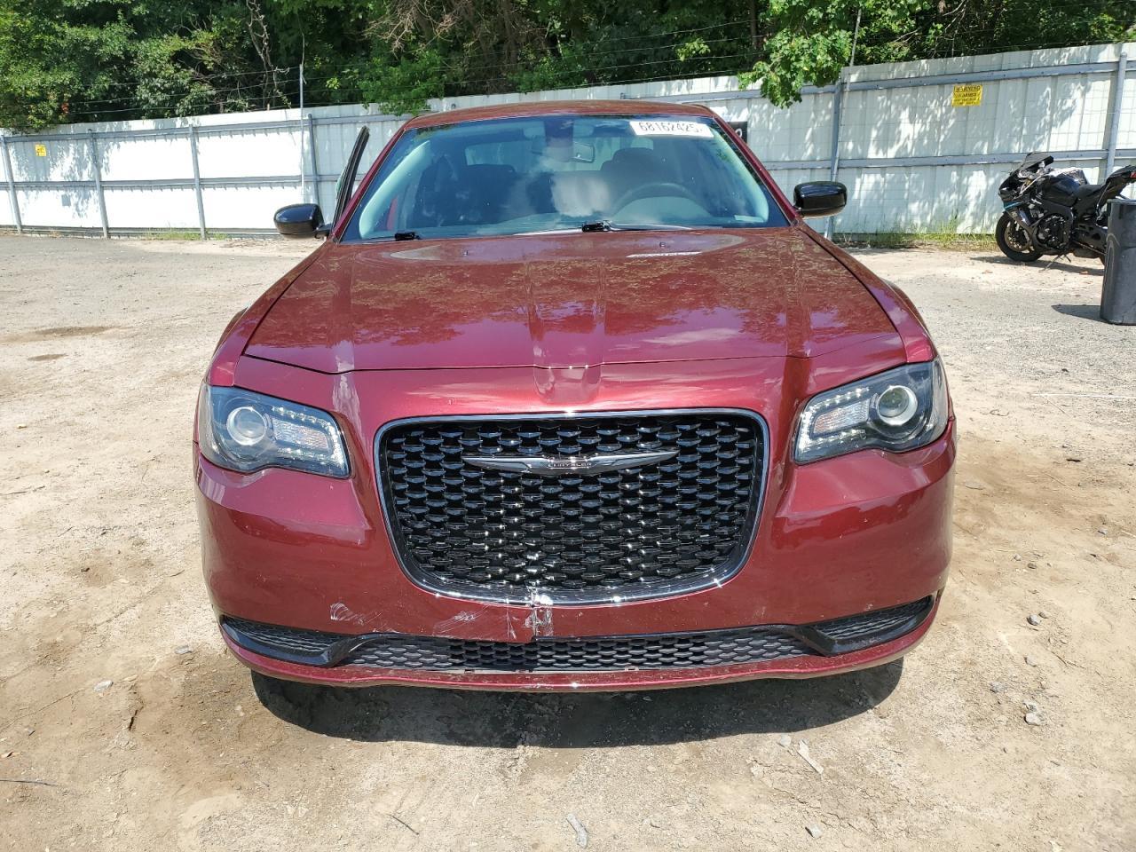 2022 CHRYSLER 300