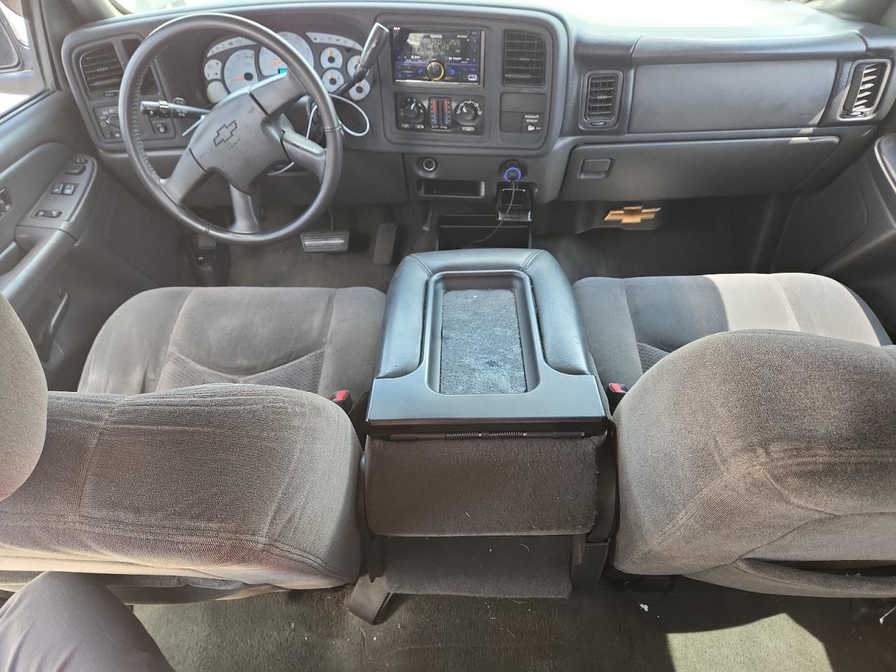 2004 CHEVROLET Silverado