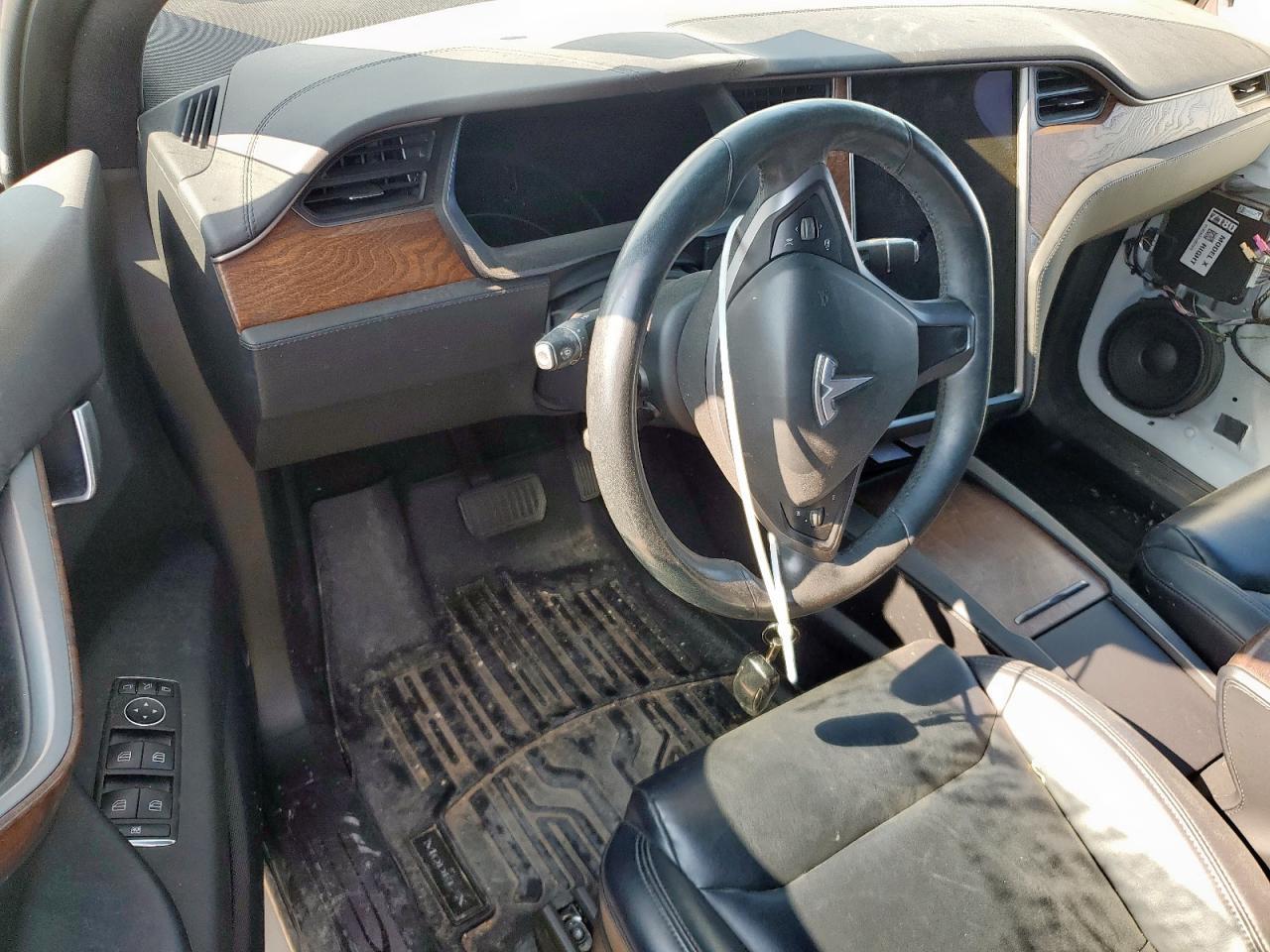 2020 TESLA MODEL X