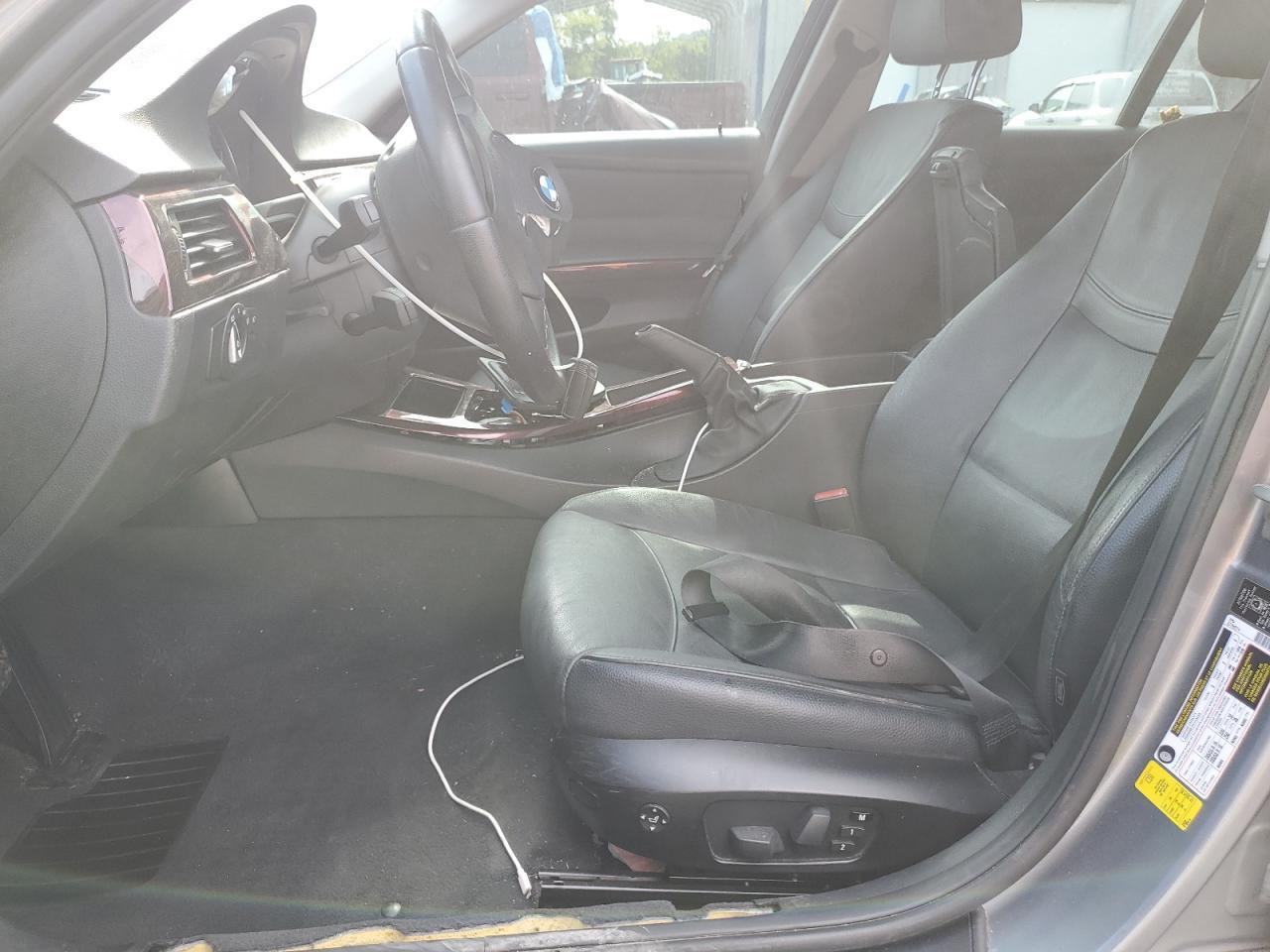 2010 BMW 3 SERIES