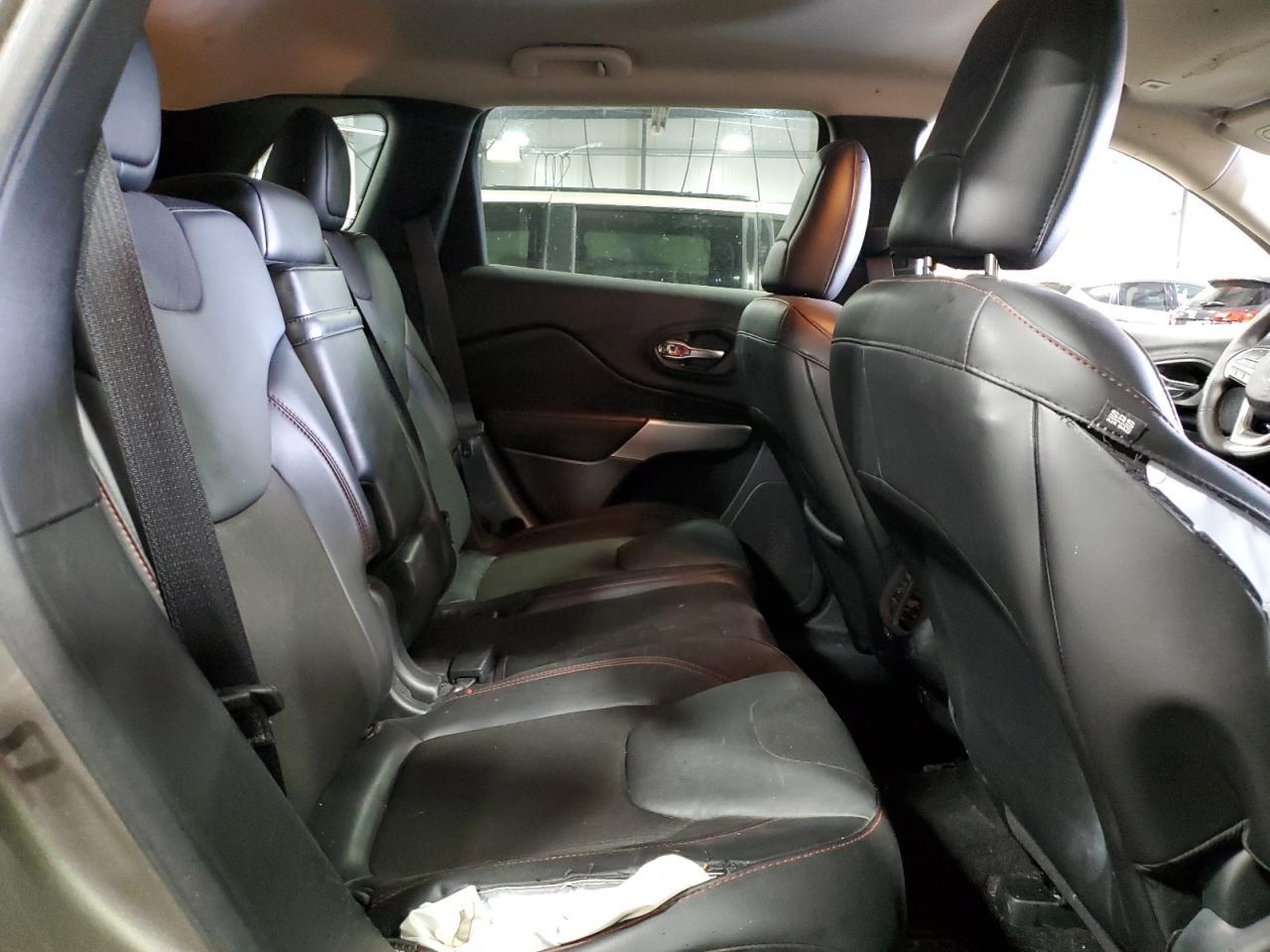 2018 JEEP CHEROKEE