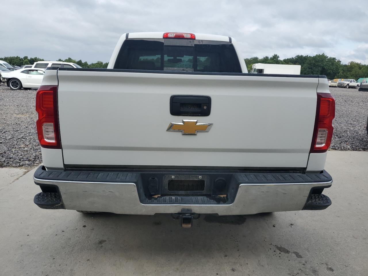 2018 CHEVROLET Silverado