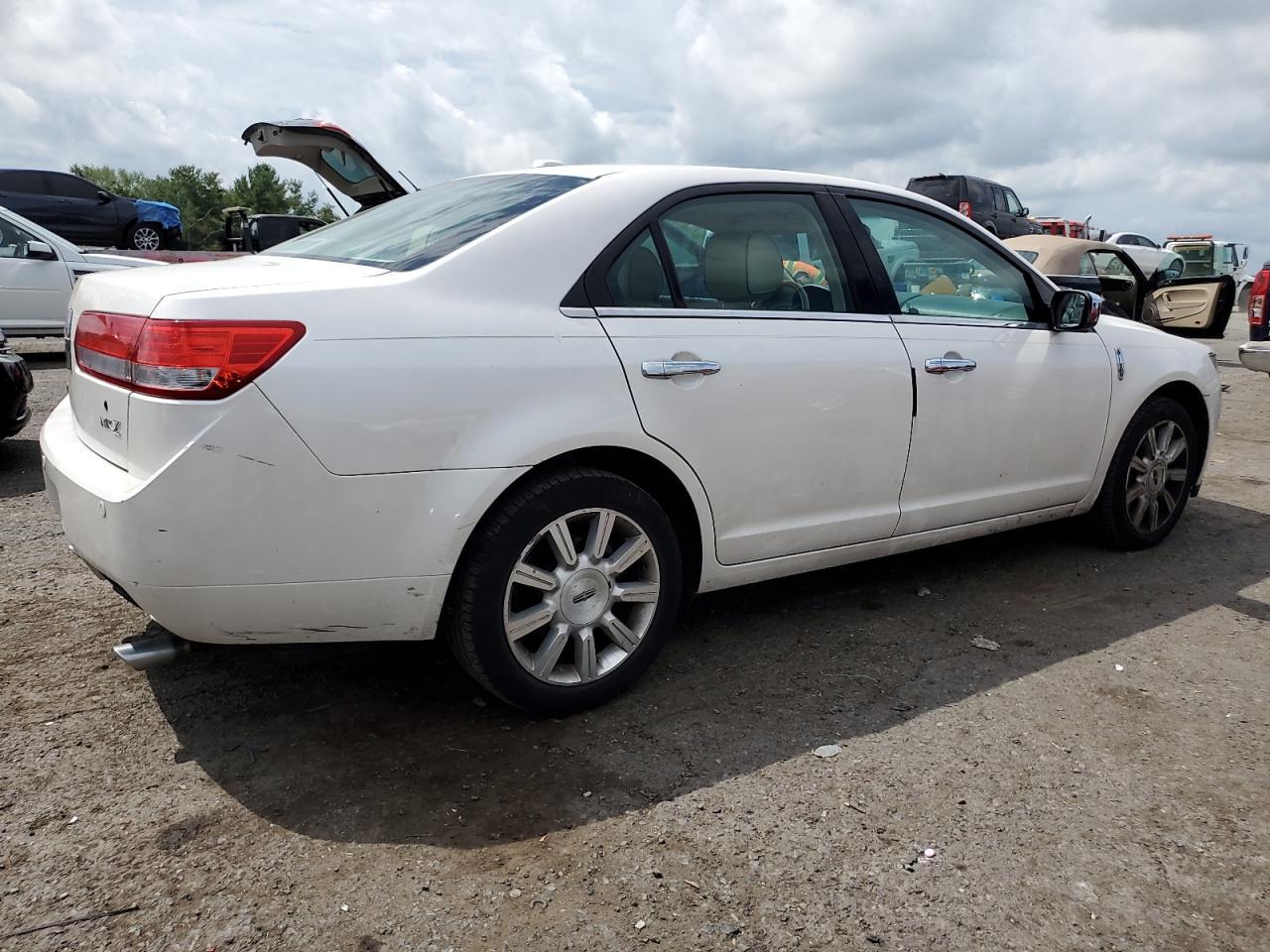 2012 LINCOLN MKZ