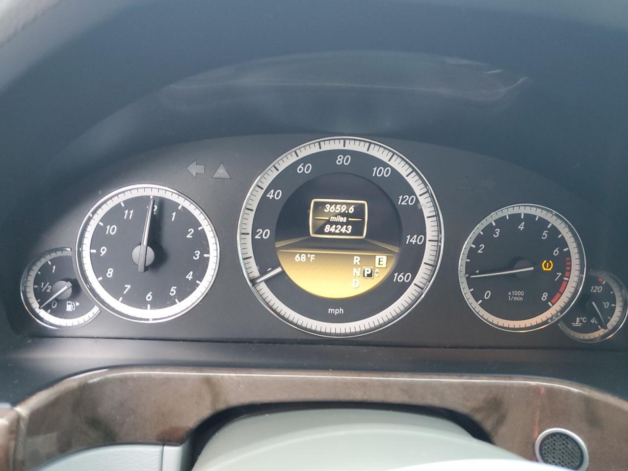 2011 MERCEDES-BENZ E-Class