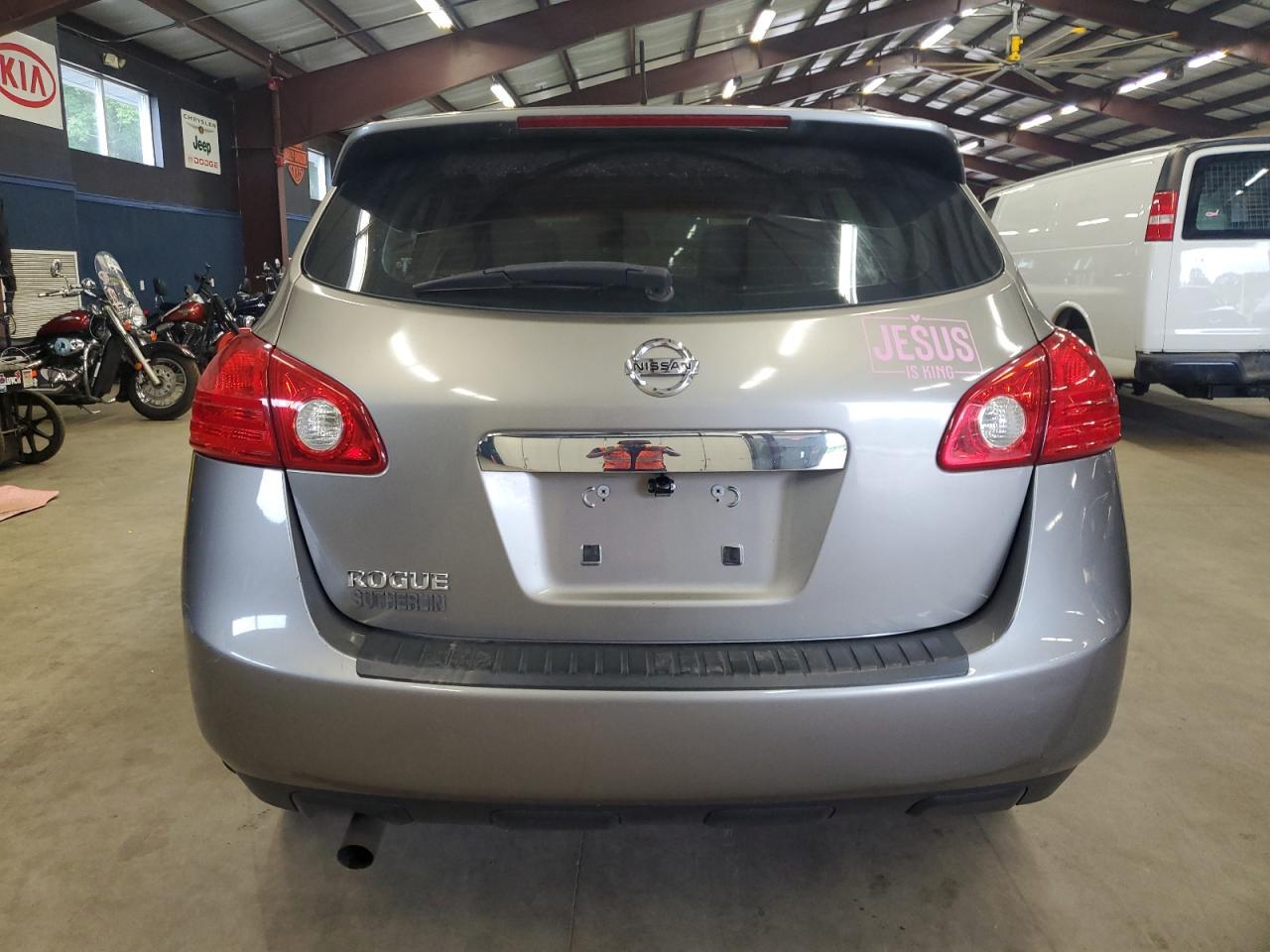 2011 NISSAN ROGUE