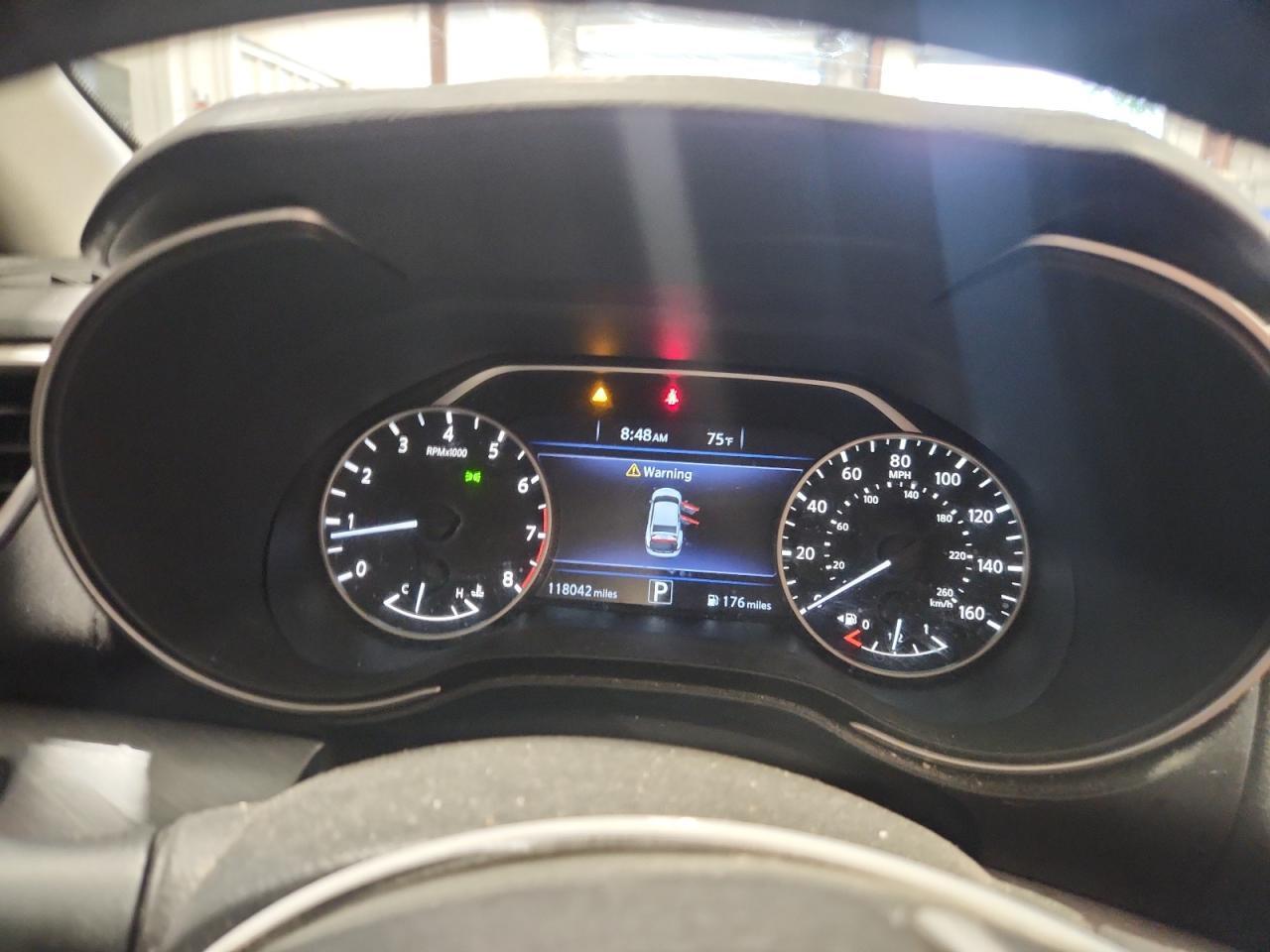 2016 NISSAN Maxima
