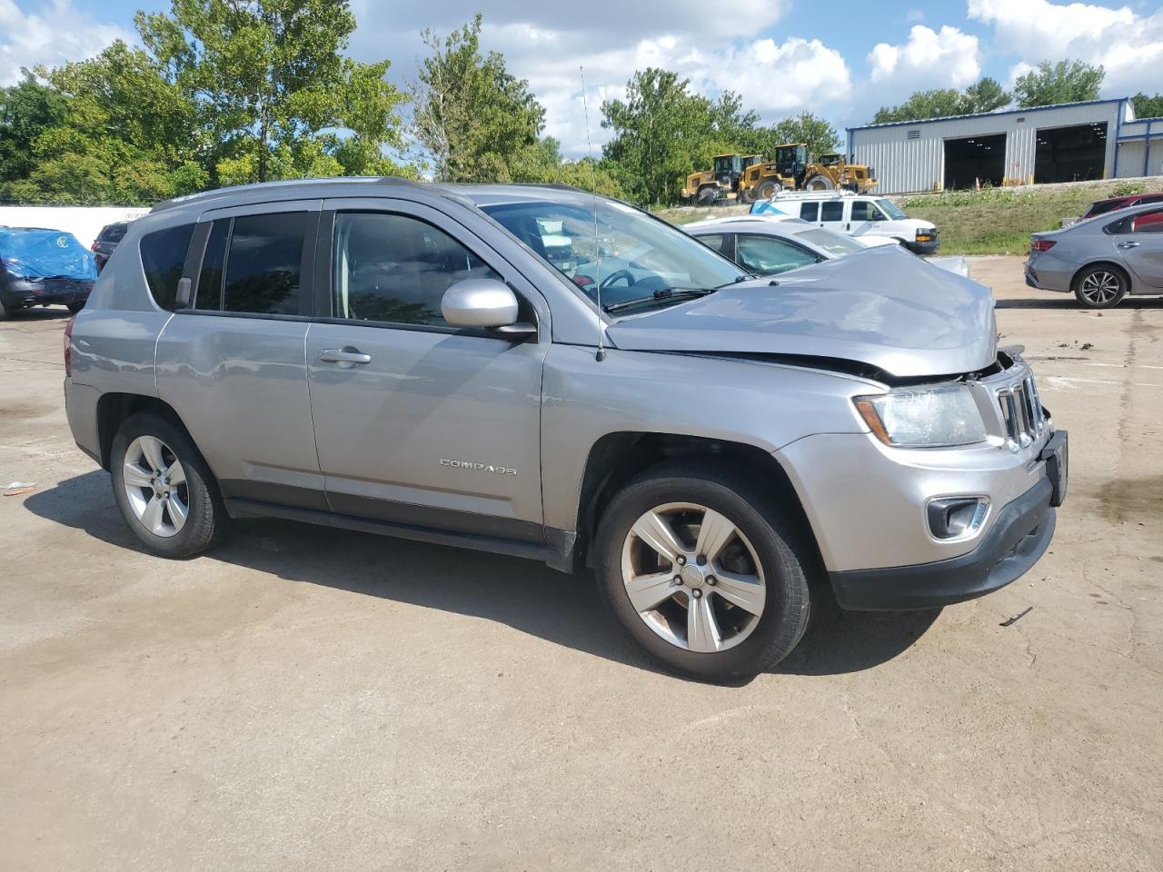 2015 JEEP Compass