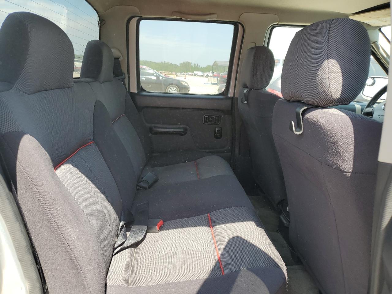 2002 NISSAN Frontier