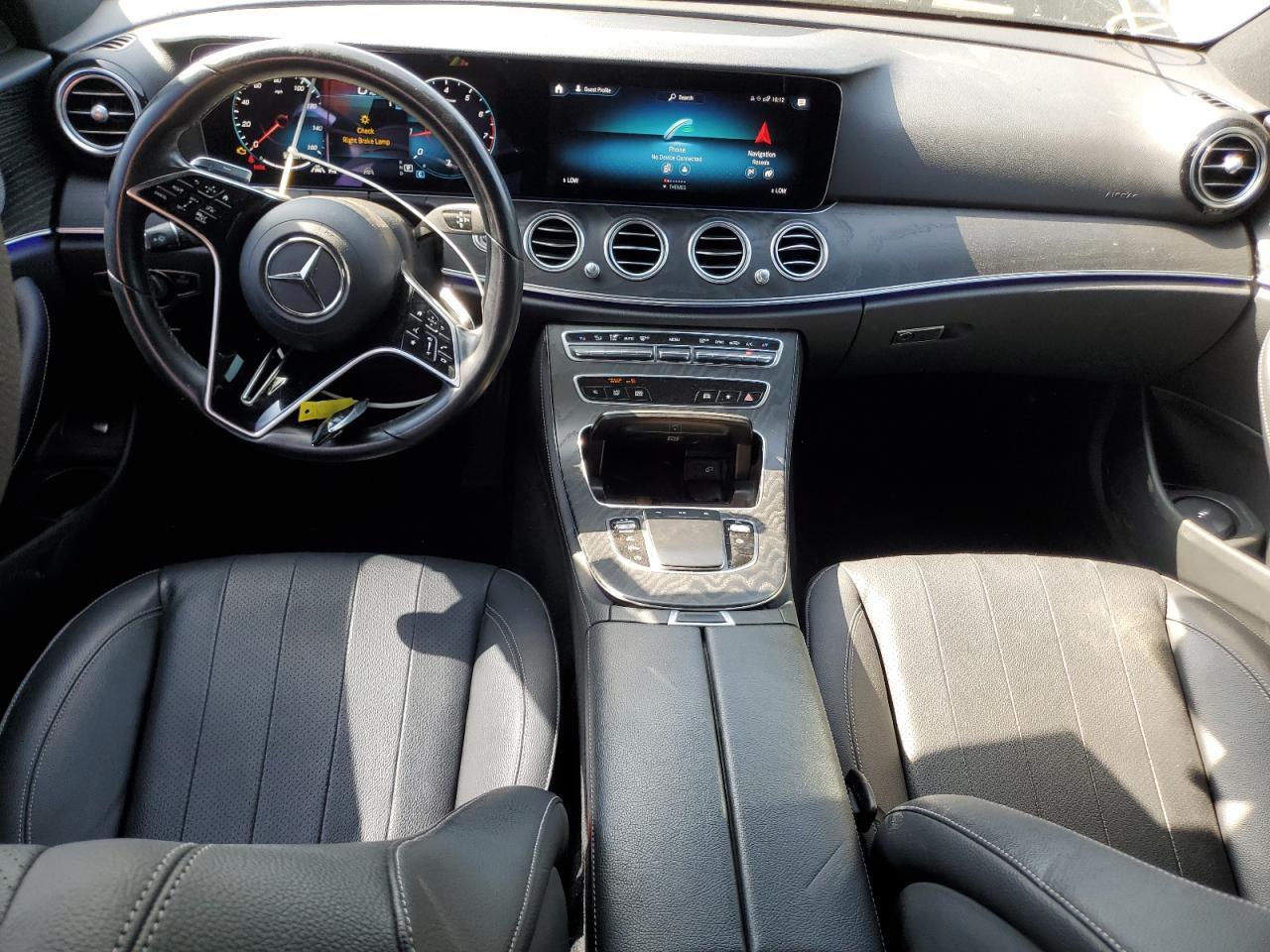 2022 MERCEDES-BENZ E-Class