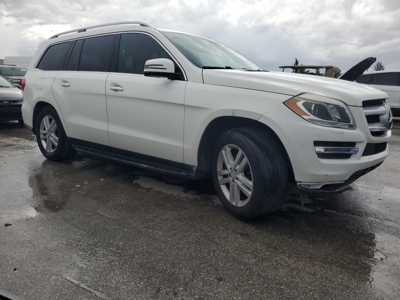 2015 MERCEDES-BENZ GL-Class