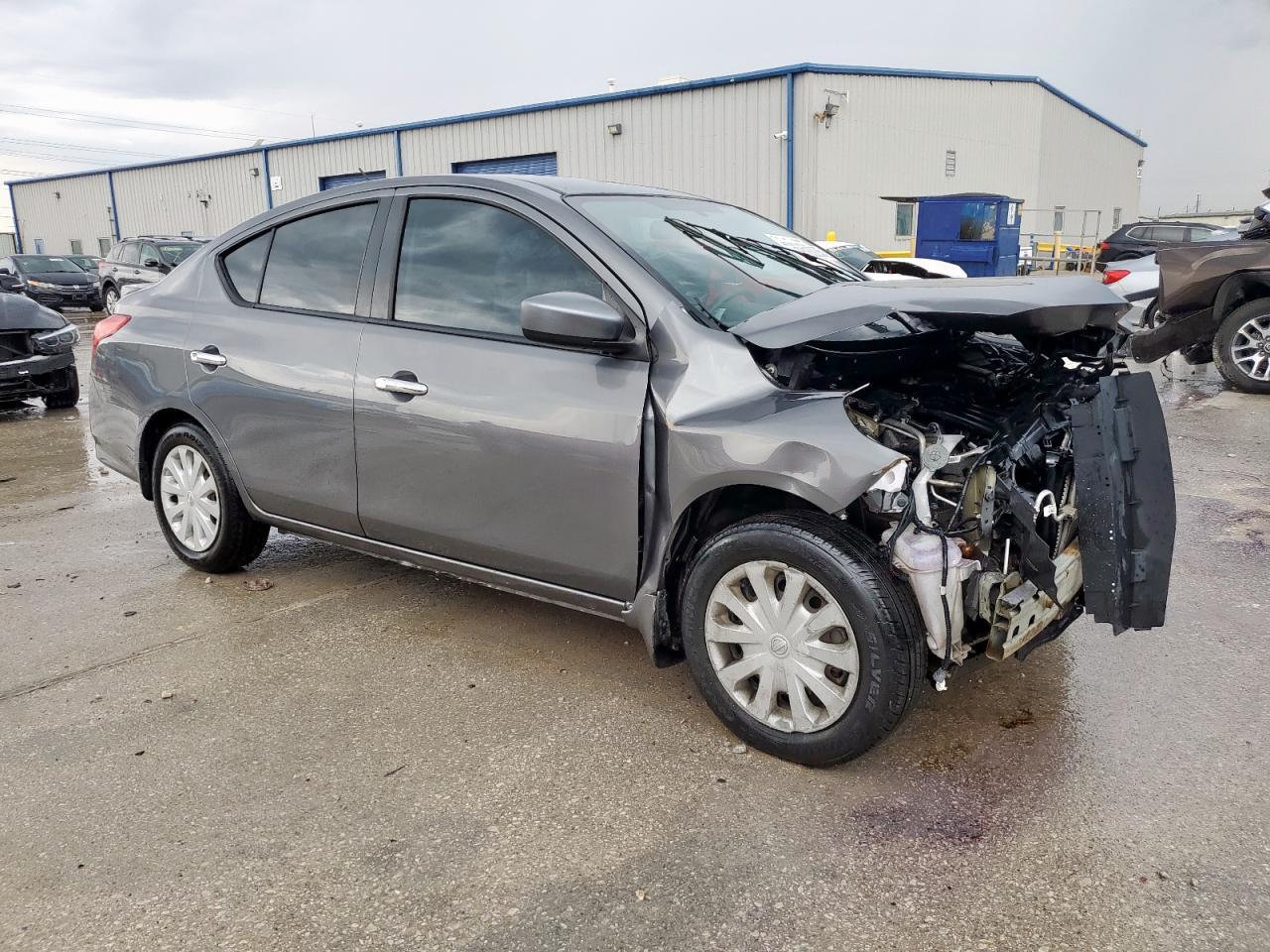 2018 NISSAN VERSA