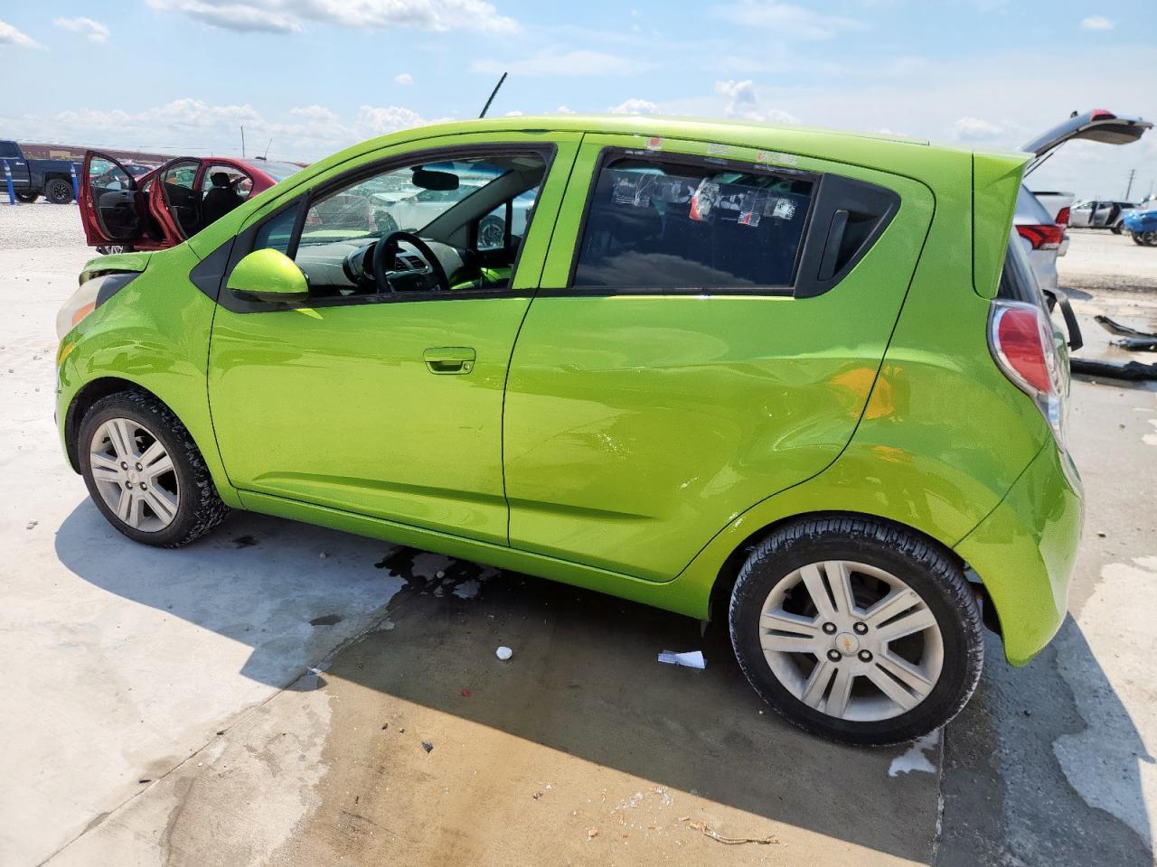 2014 CHEVROLET Spark
