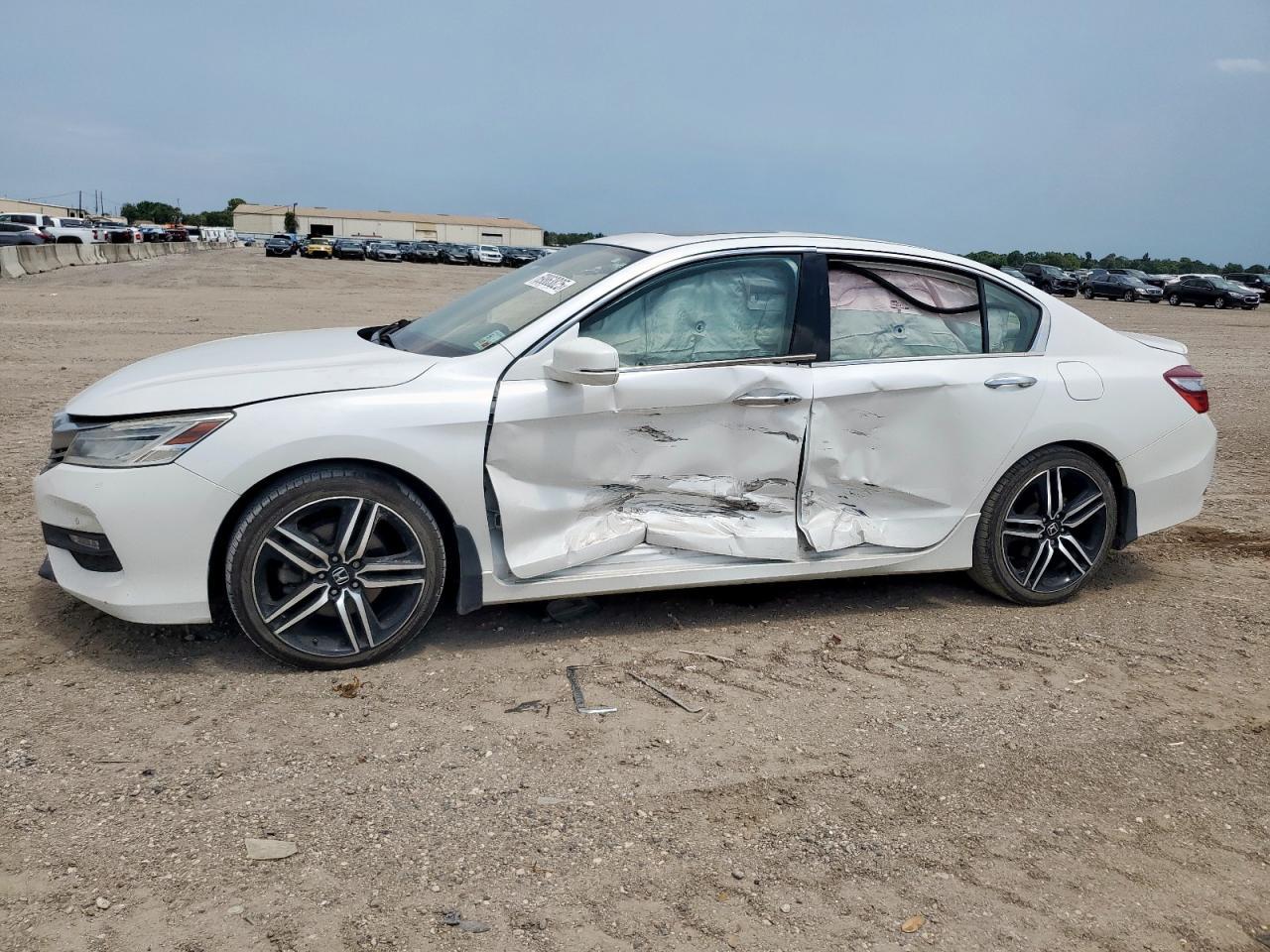 2016 HONDA ACCORD