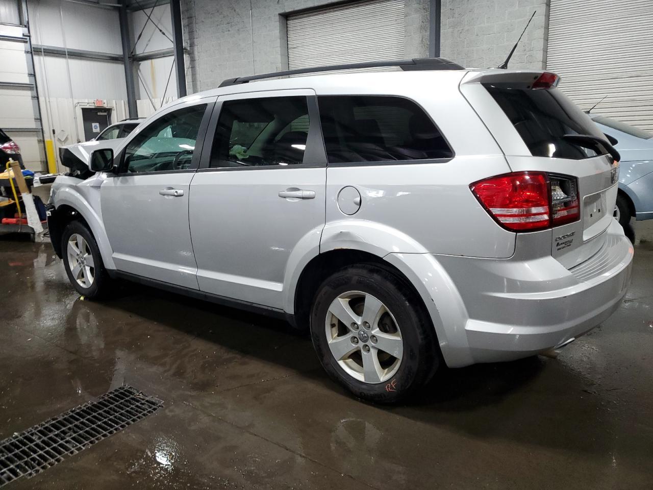 2010 DODGE JOURNEY