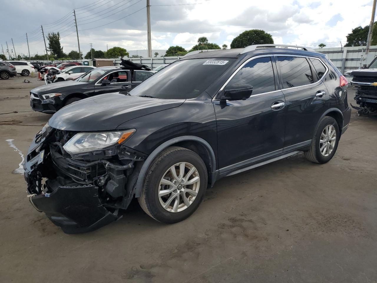 2017 NISSAN ROGUE