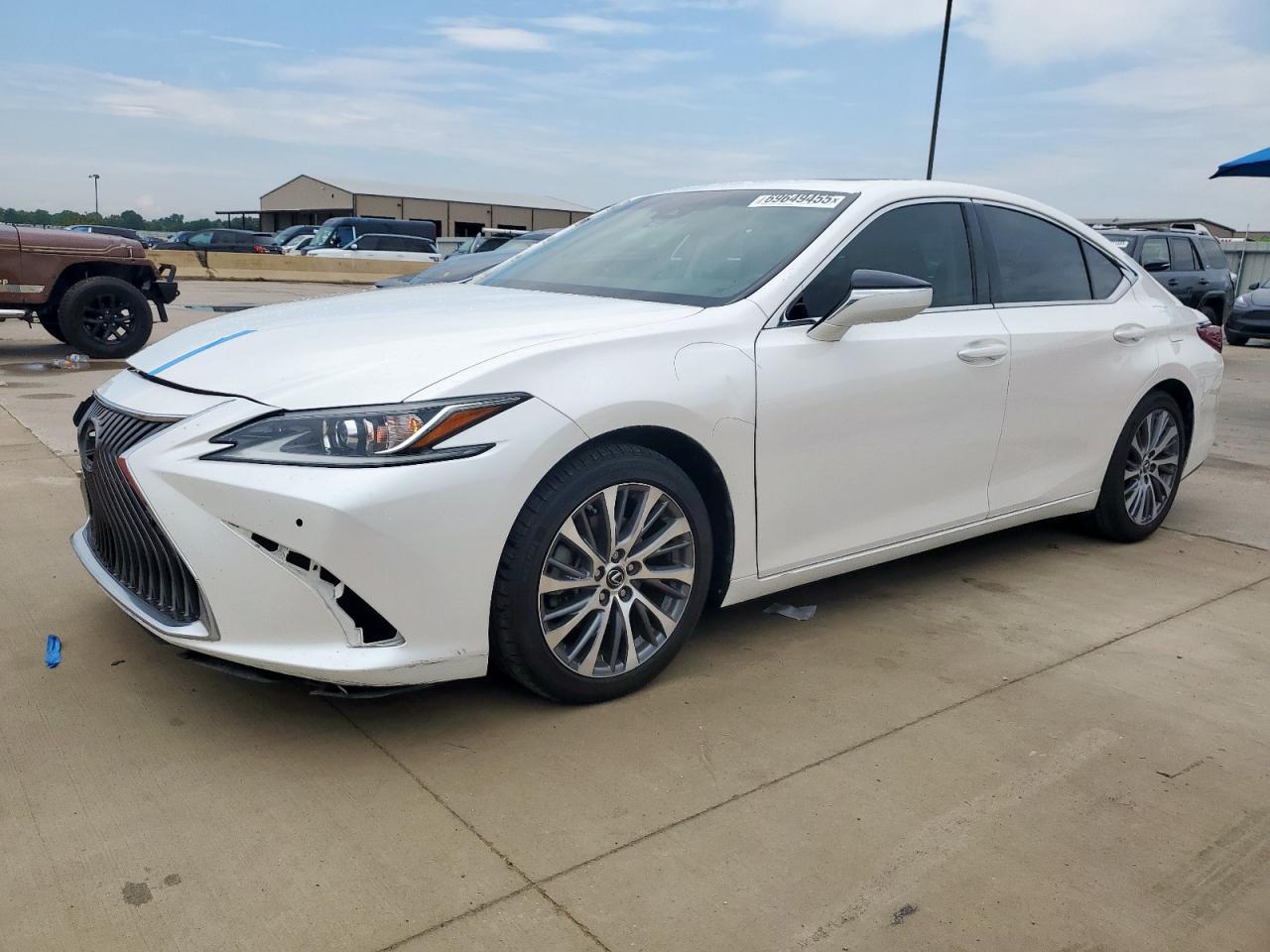 2020 LEXUS Es