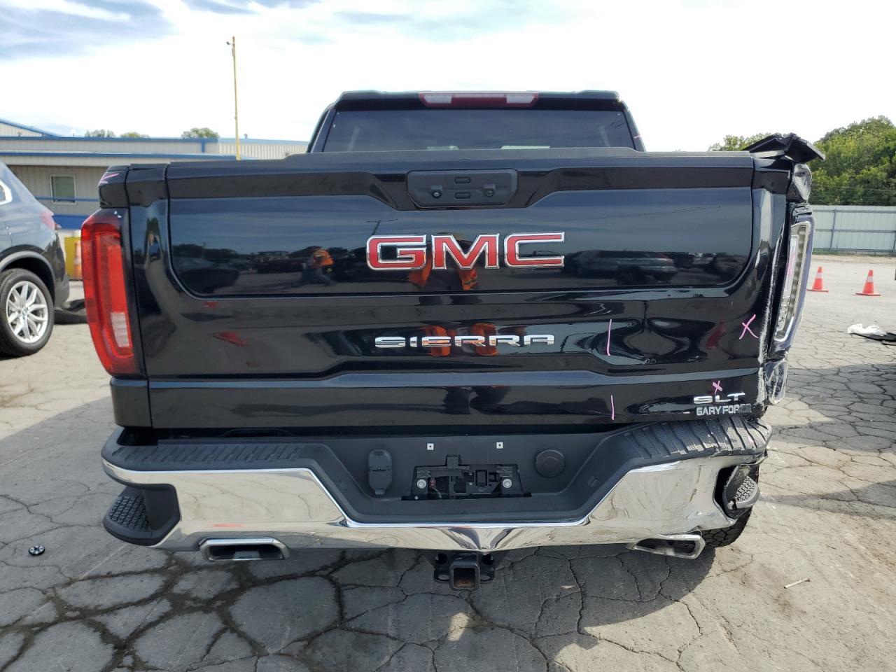 2023 GMC Sierra