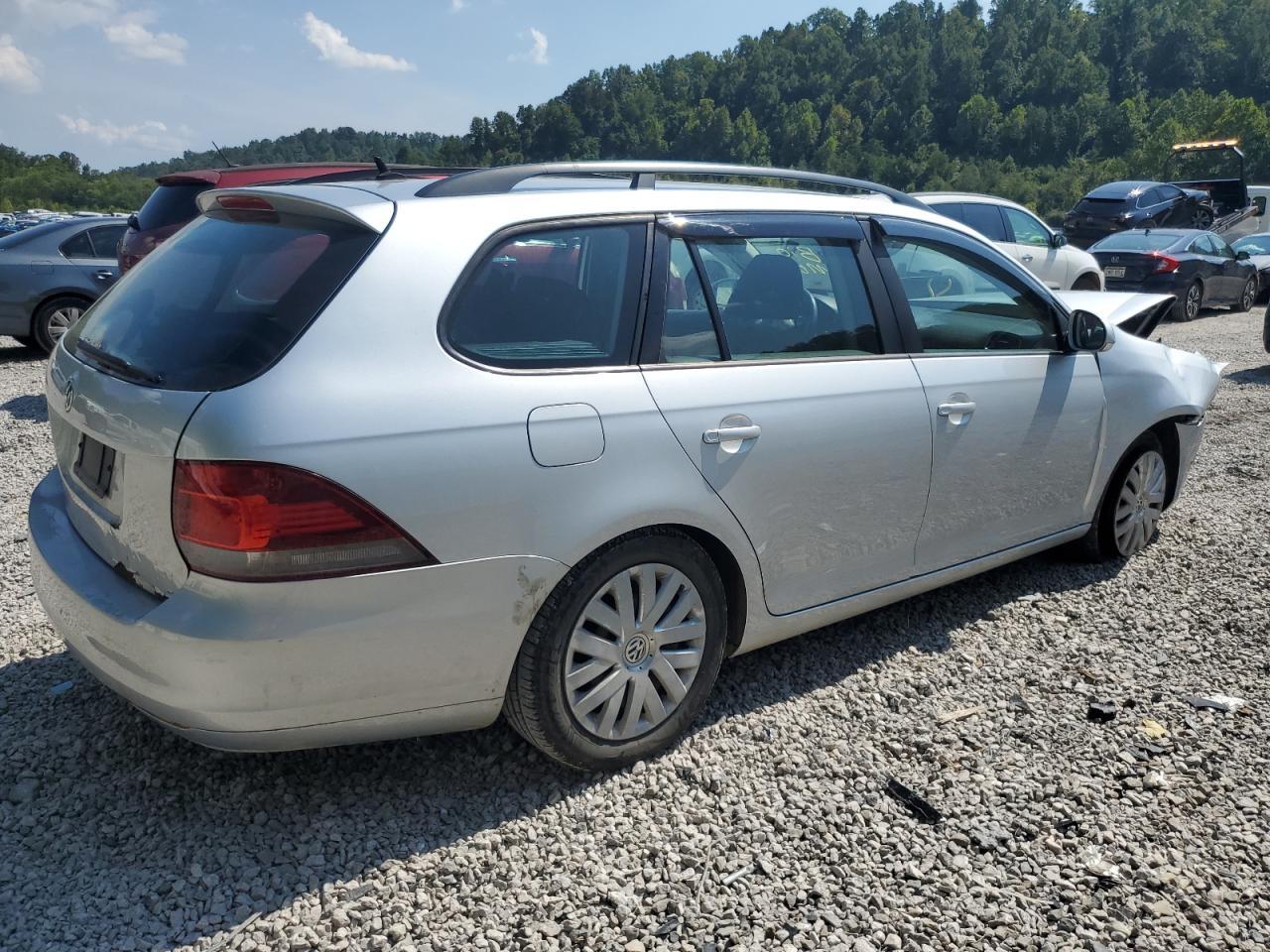 2013 VOLKSWAGEN JETTA