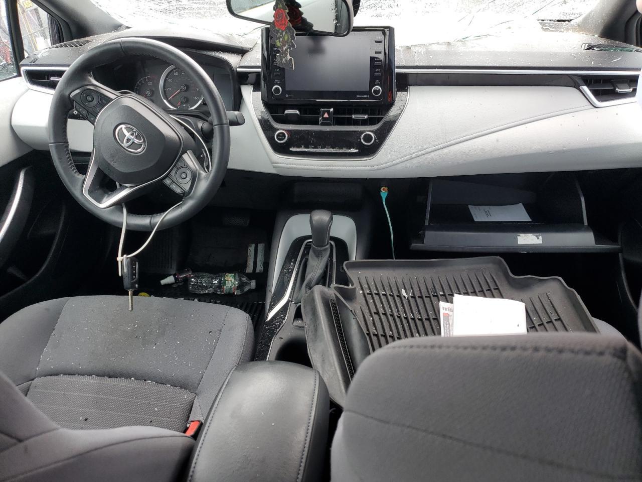 2022 TOYOTA COROLLA