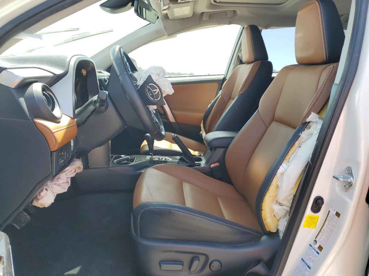 2016 TOYOTA RAV4