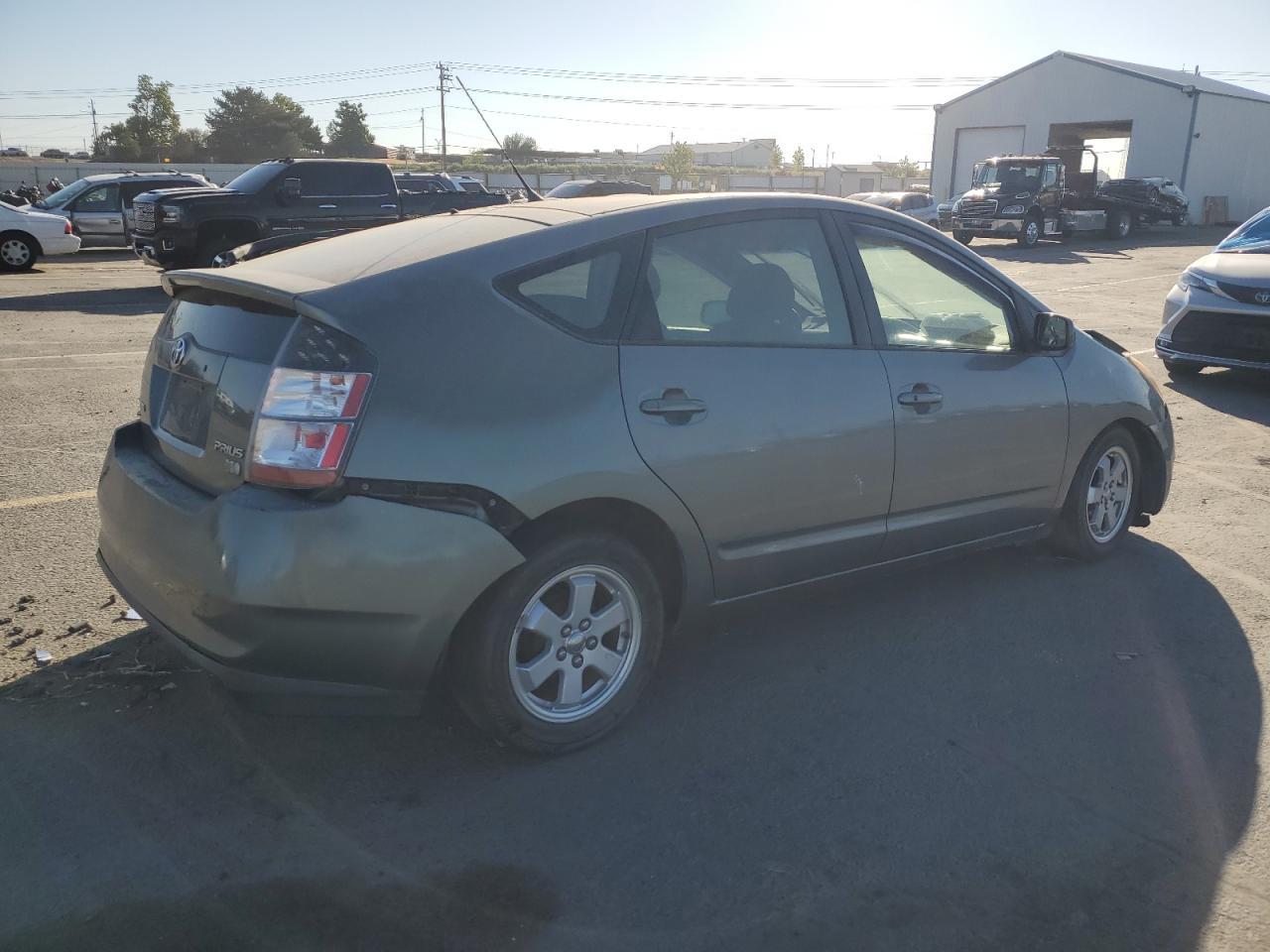 2004 TOYOTA PRIUS