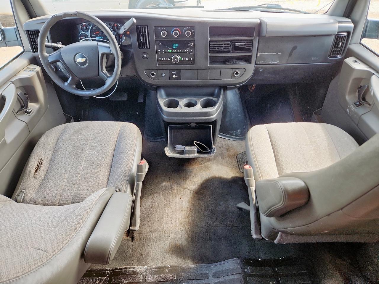 2013 CHEVROLET Express 3500