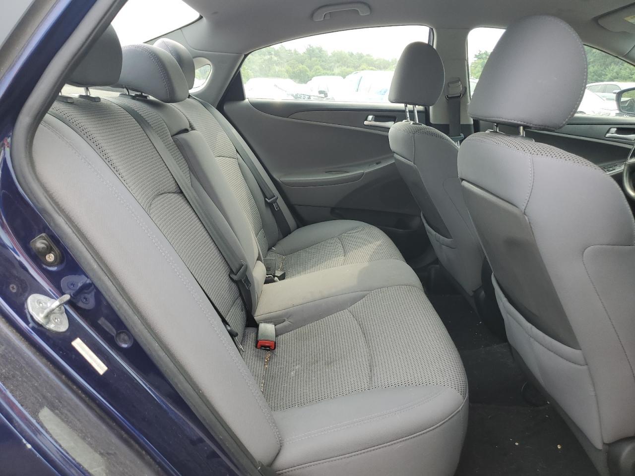 2011 HYUNDAI SONATA